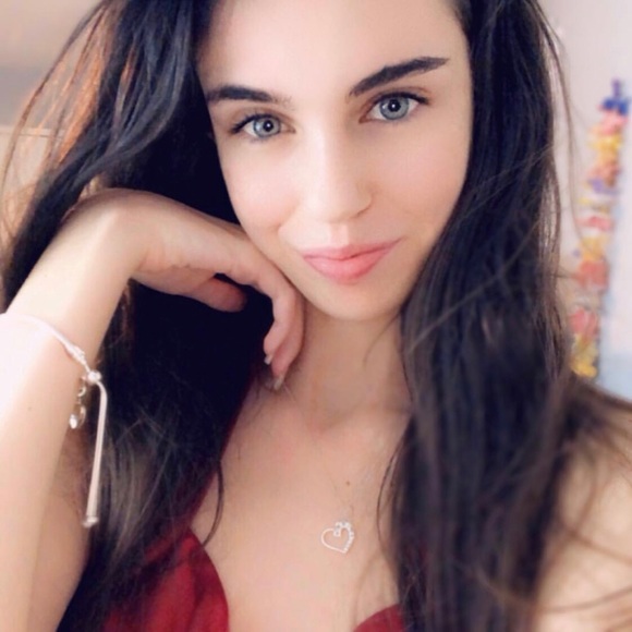 Meet your Posher, Mary! - Picture 5 of 6